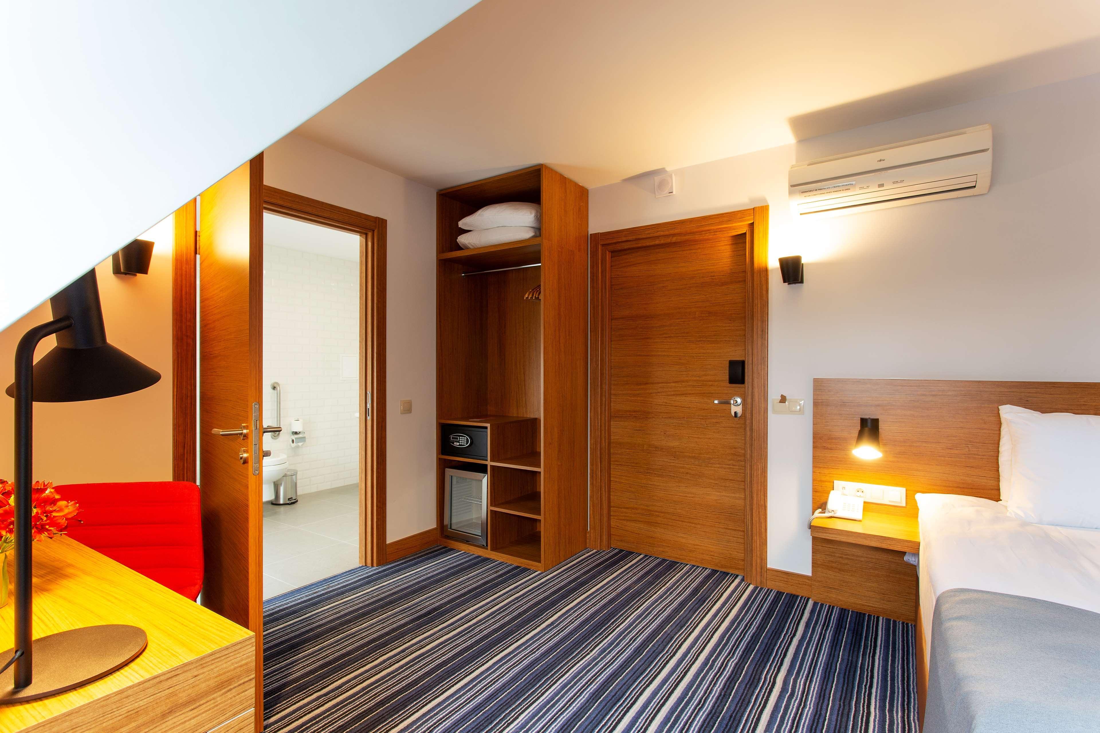 Western Terminus Hotel 4*