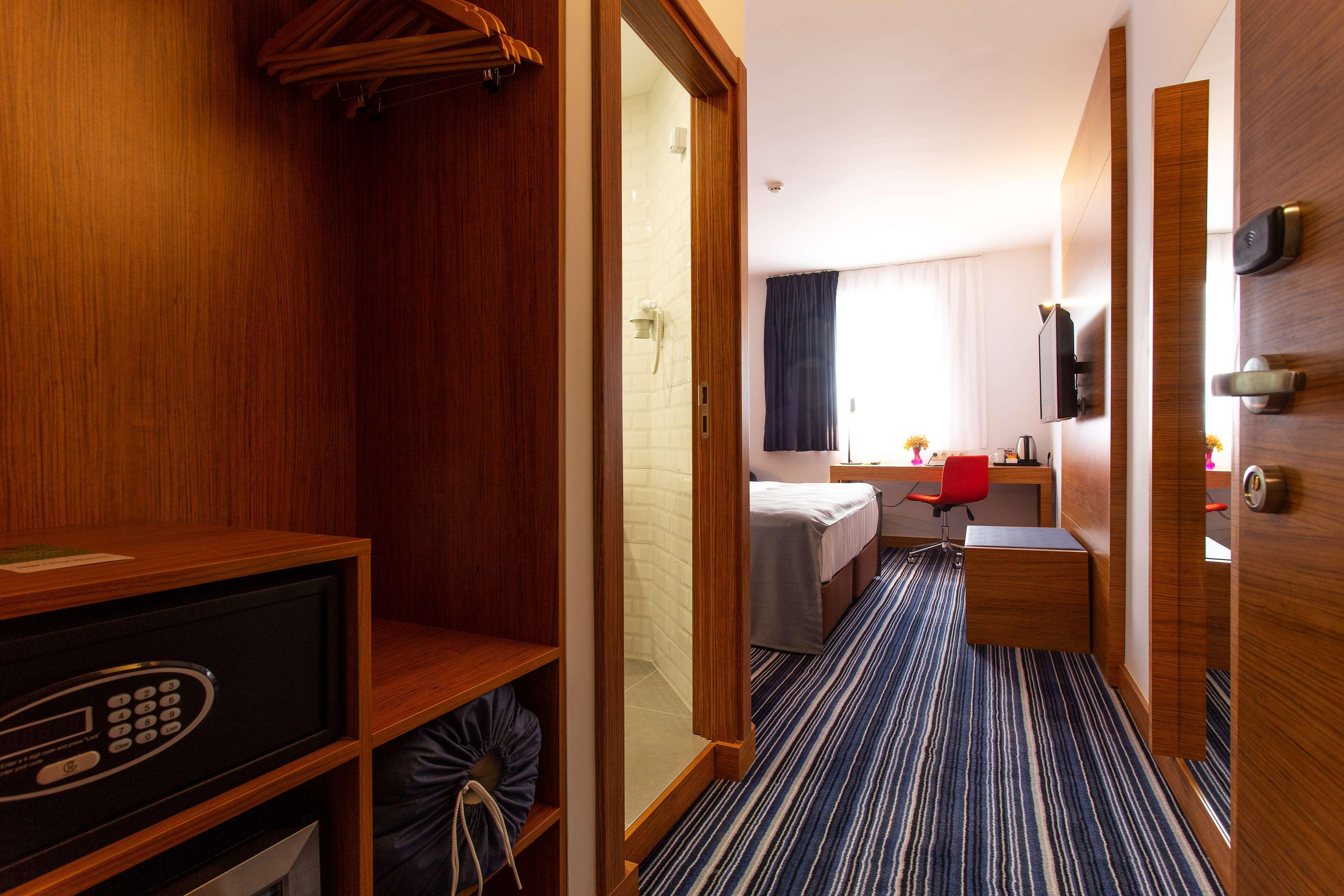 Western Terminus Hotel 4*